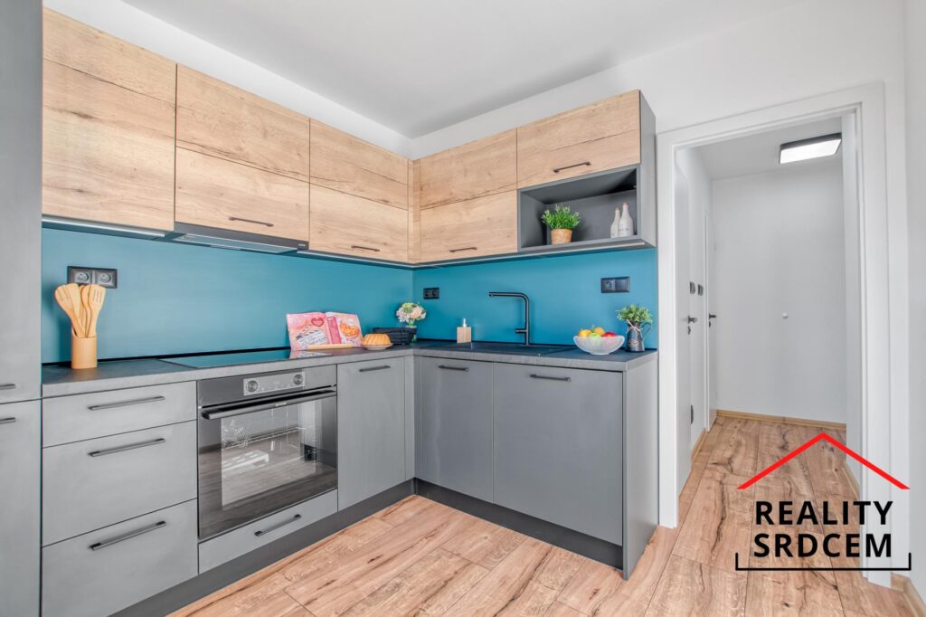 Prodej zrekonstruovaného druž. bytu 2+1, 50 m2, ul. Pod Školou, Frýdek-Místek